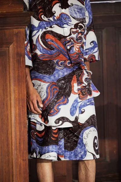 Look 94